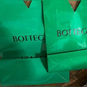 SML + LRG Bottega Veneta signature top-handle shopping bags. (2)